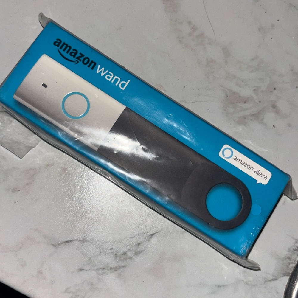 NIB Amazon DASH WAND WITH ALEXA